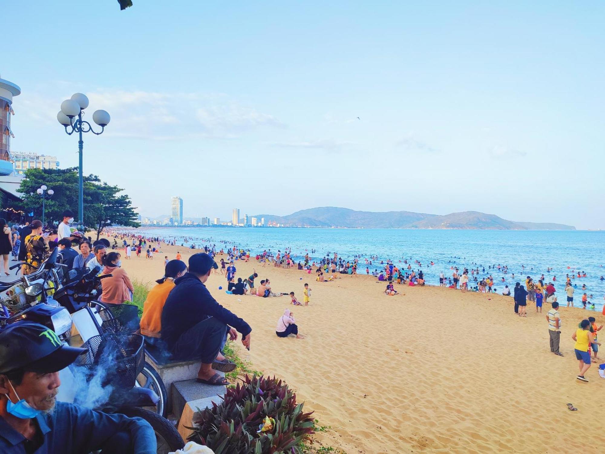 Flc Sea Tower Quy Nhon Ban Cong, Bon Tam, Ho Boi Co Phi, Sat Bien 归仁 外观 照片
