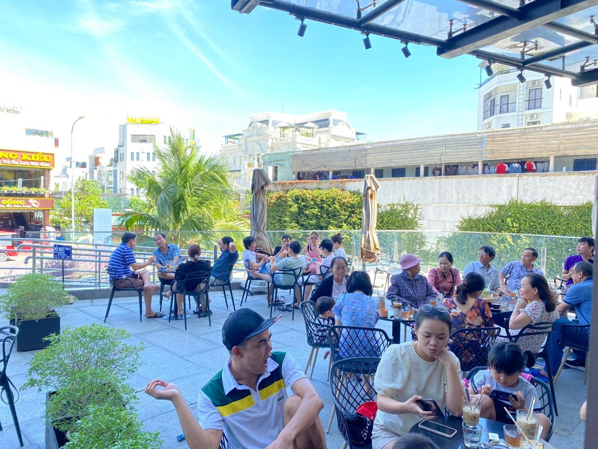 Flc Sea Tower Quy Nhon Ban Cong, Bon Tam, Ho Boi Co Phi, Sat Bien 归仁 外观 照片